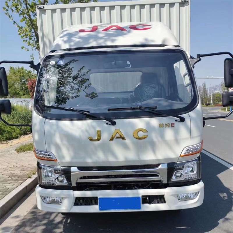 木垒县错那县：物流专线的高效货运之旅
