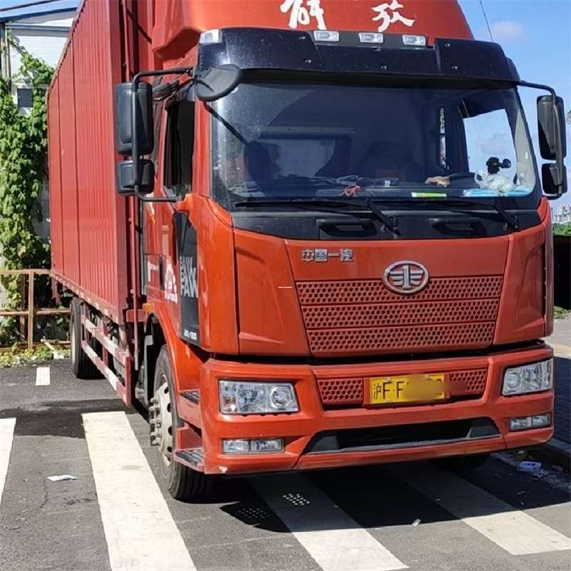 木垒县罗平县进仓物流：专线直达的多元货运之旅
